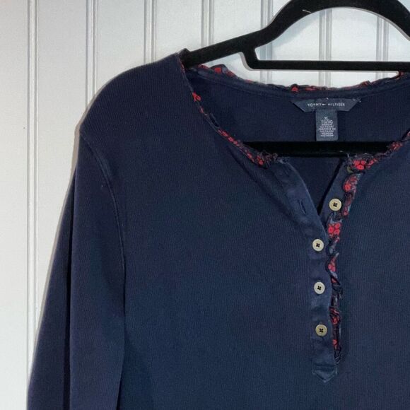 Tommy Hilfiger 1/4 Button Top Women’s XLarge Blue Long Sleeve Ruffled Neck & Hem - Picture 2 of 11